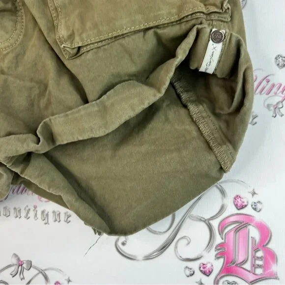 One Teaspoon shorts cargo style pockets buttons Olive Green Women Shorts - Picture 5 of 12